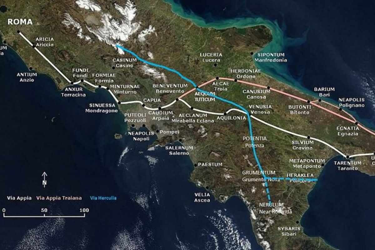 Di User:FocalPoint (added Via Herculea), based on the work of User:AlMare and the NASA map on which it was drawn - File:Via Appia map.jpg, CC0, https://commons.wikimedia.org/w/index.php?curid=20626776